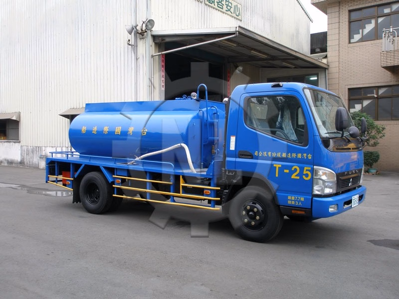 水罐車26