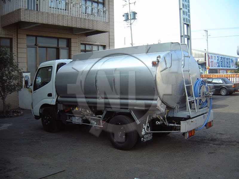 水罐車07