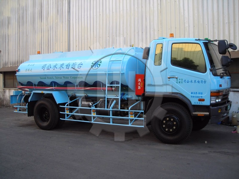 水罐車31