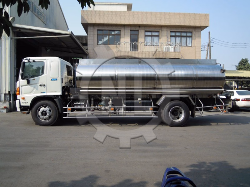 油罐車22