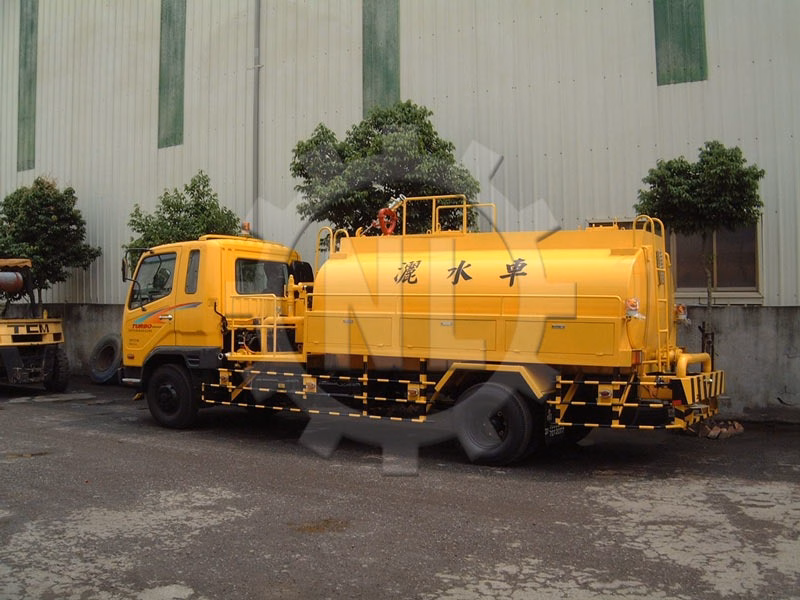 灑水車36