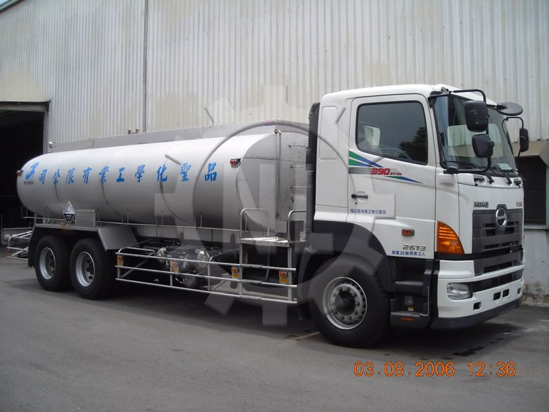 油罐車17