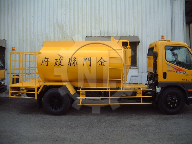 水罐車40