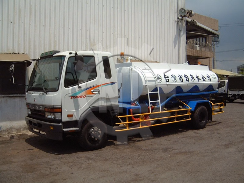 水罐車03
