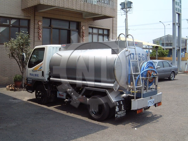 水罐車05