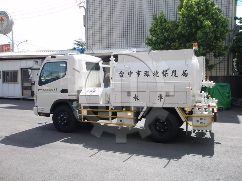 灑水車13