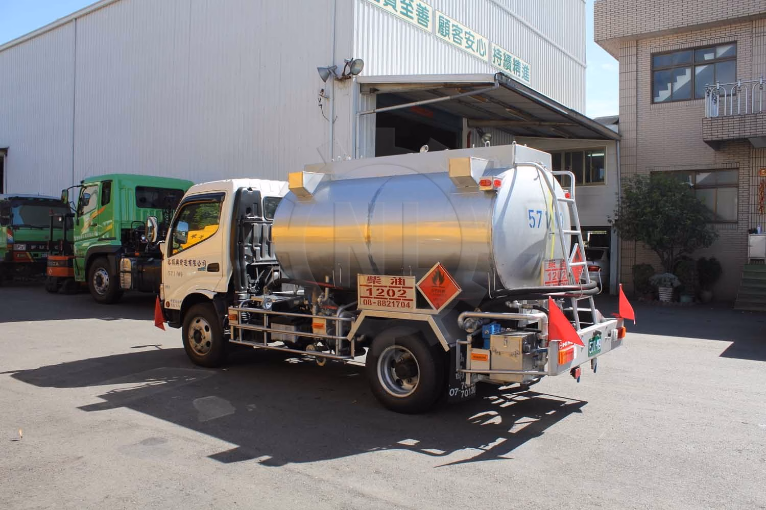 加油車40