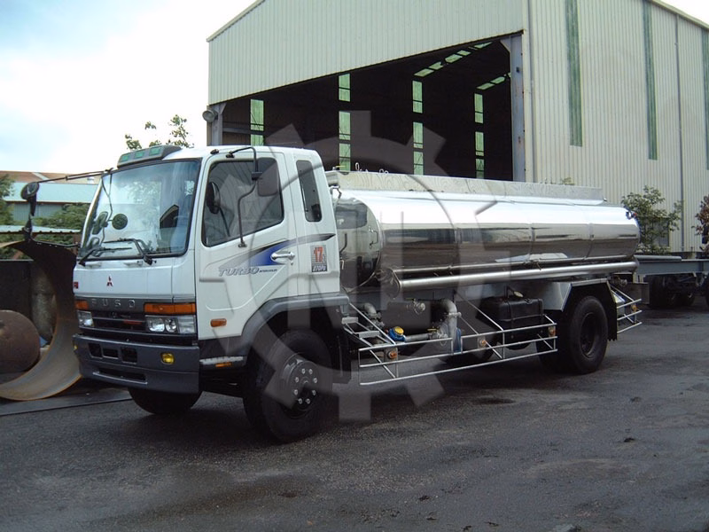 水罐車11