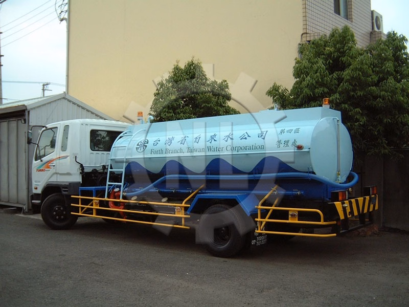 水罐車01